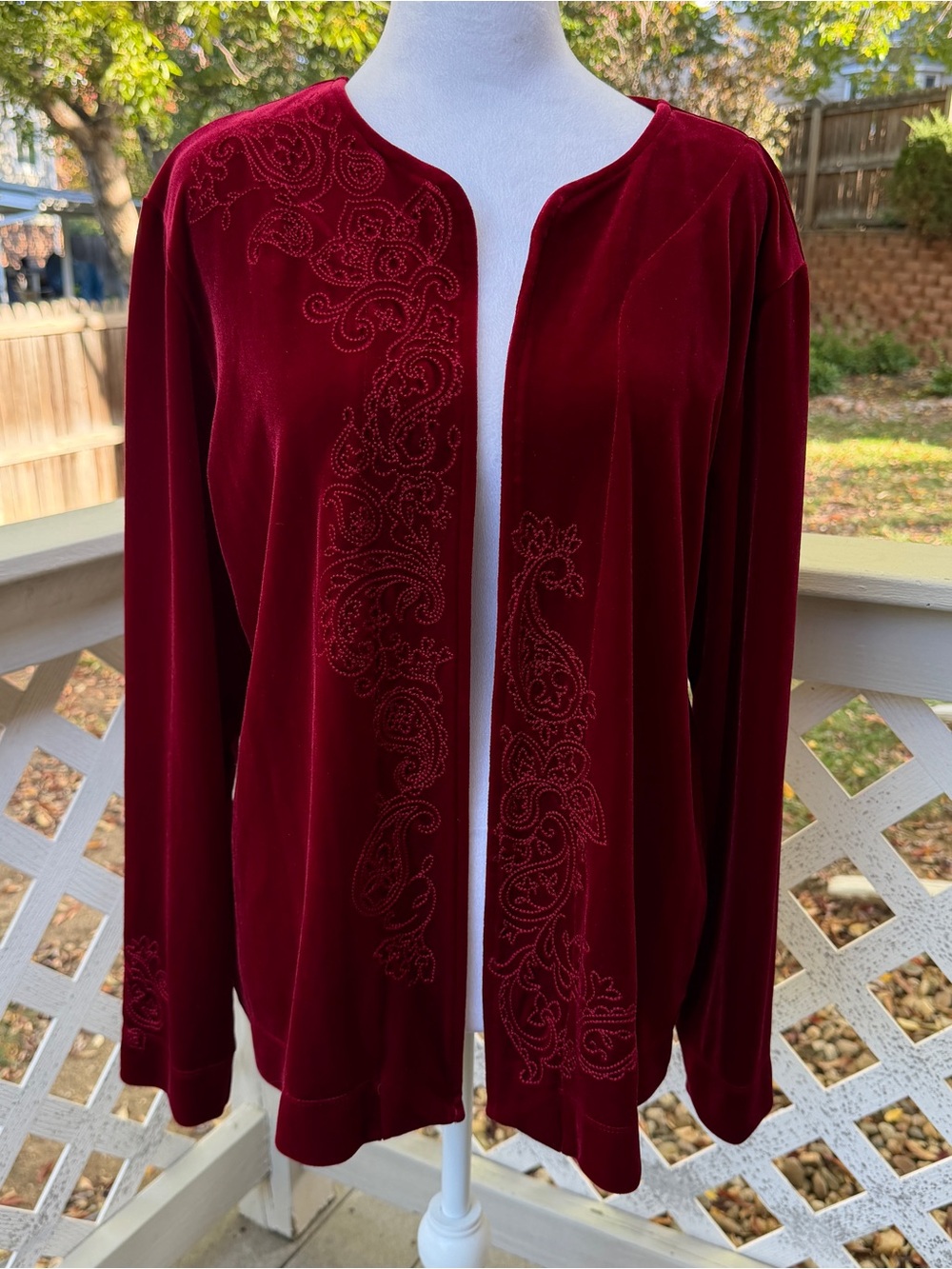 Chicos Jacket Women 2 Maroon Velvet Embroidered Open Jacket Christmas